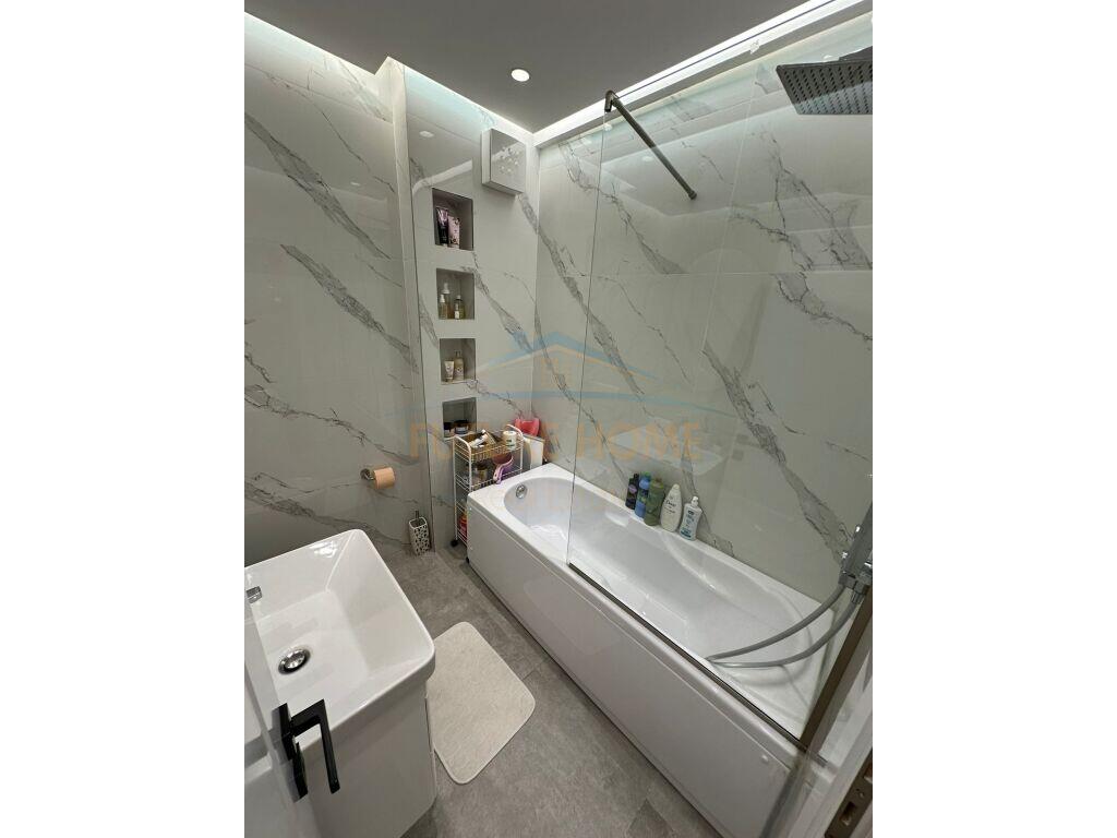 Shitje, Apartament 2+1, në zonën e Kodrës Diellit, Tiranë