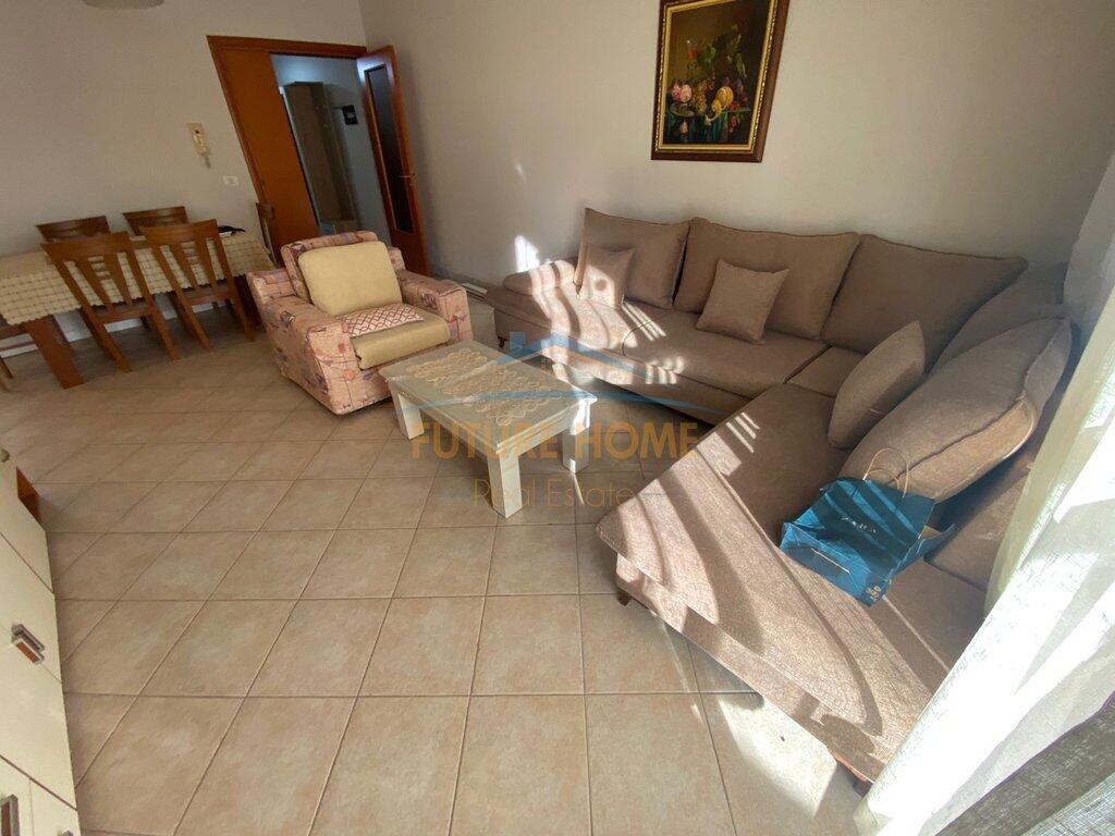Rent, Apartment 2+1+2, Myslym Shyri