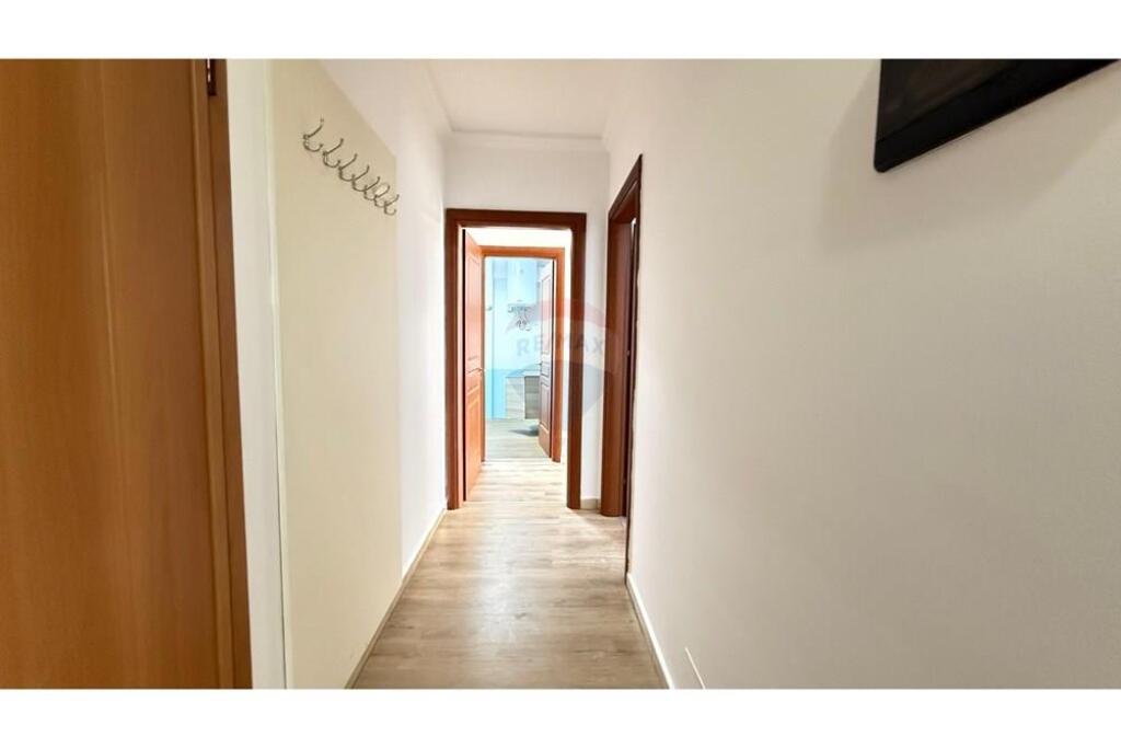 Apartament 2+1 për qira në zonën e Liceut Artistik!