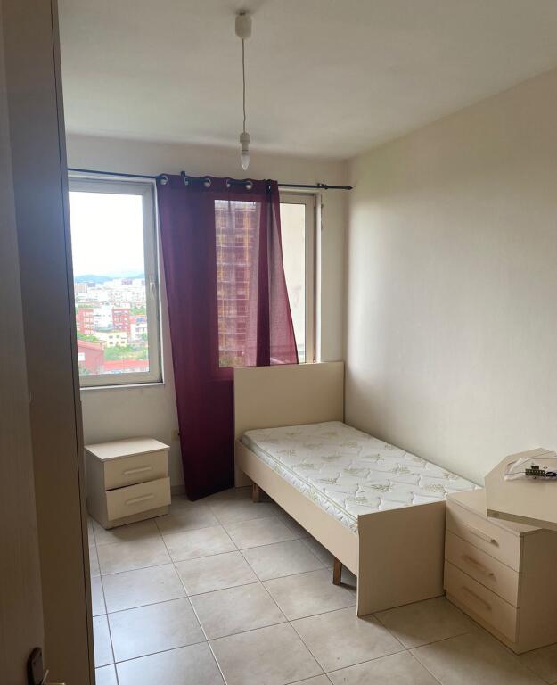 Apartamenti 2+1+2 për qira, Ali Dem rruga Idriz Dollaku
