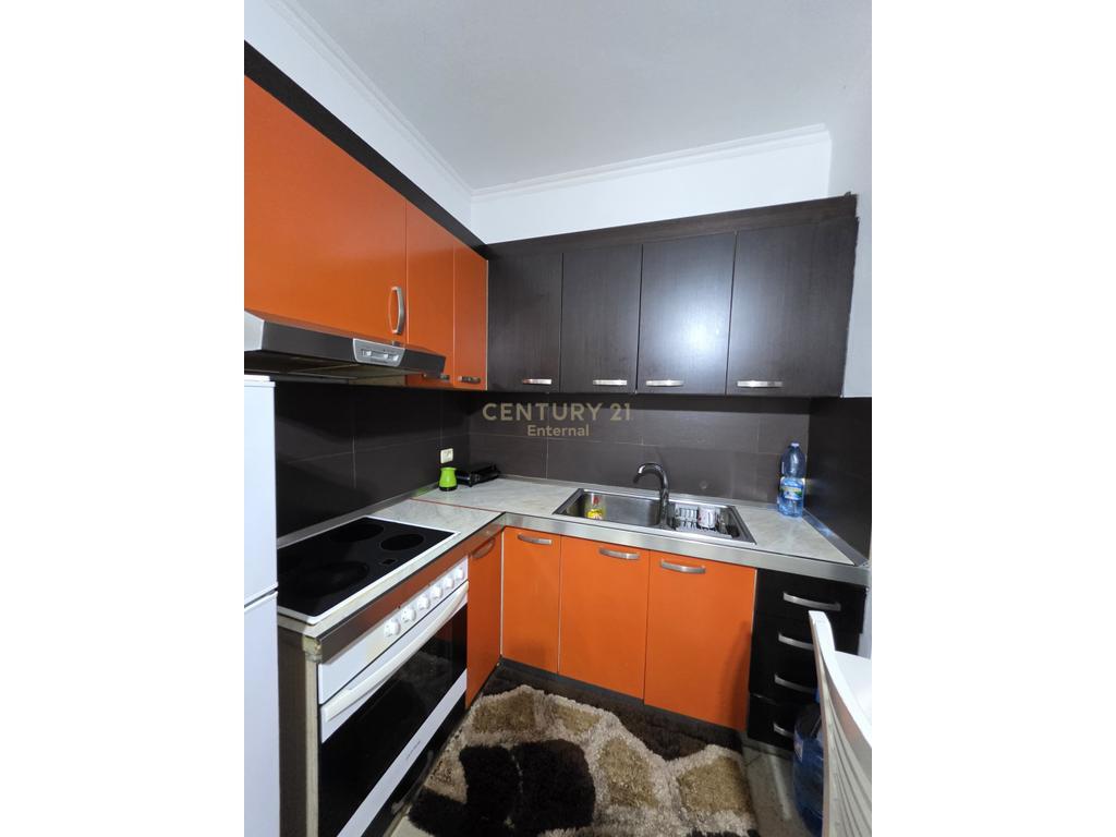 2+1+2 Apartment for Sale at the Ballet School, Tirana