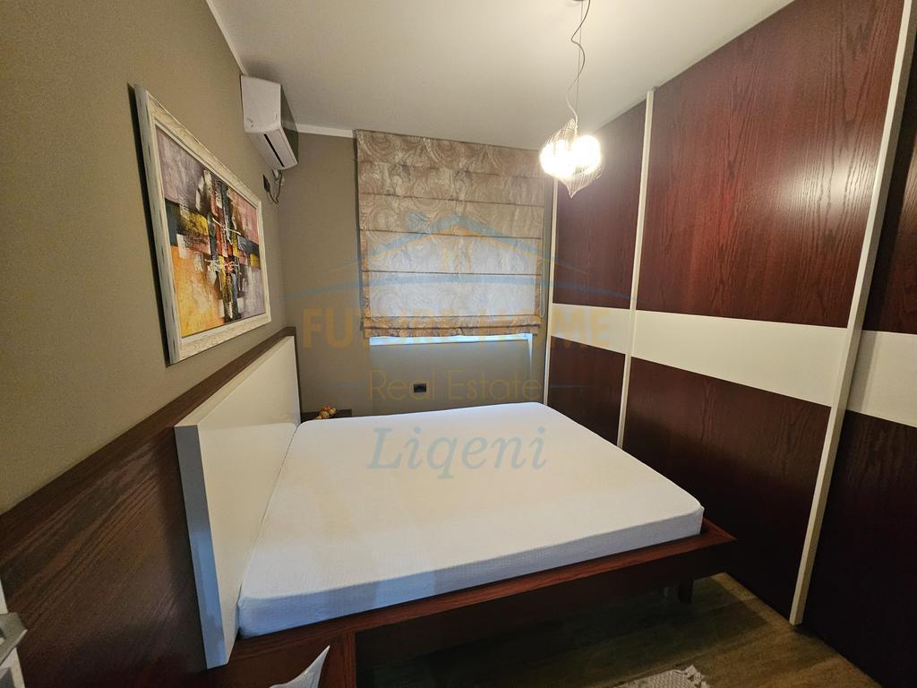 Qera, Apartament 3+1+Post Parkimi, Liqeni I Thatë, Tiranë.