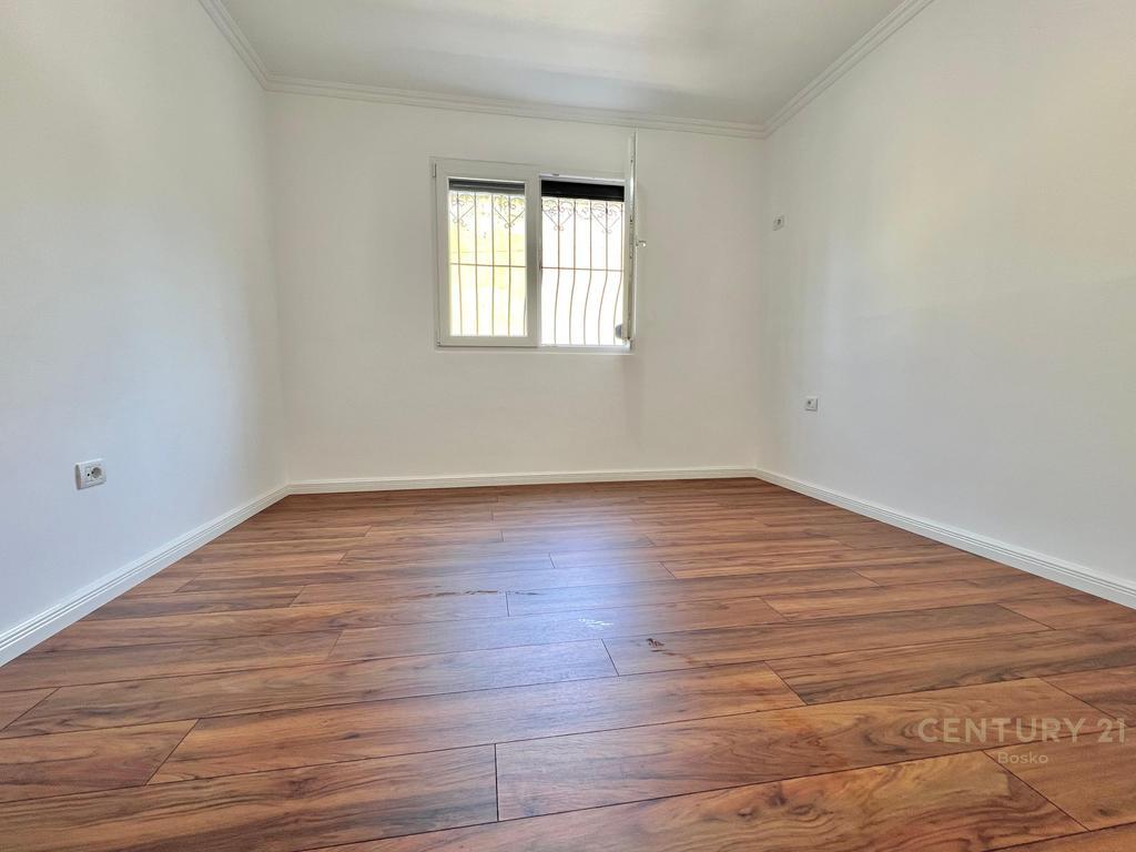 Shitet apartament 1+1, Bulevardi Gjergj Fishta