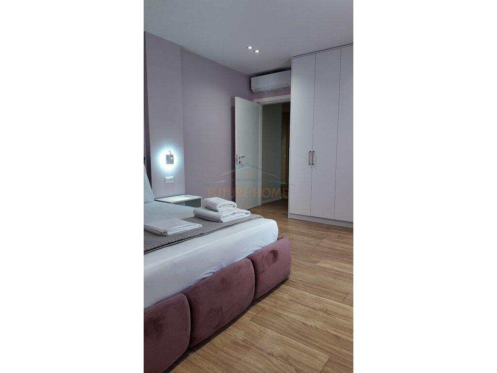 2+1 apartment, Pazari i Ri