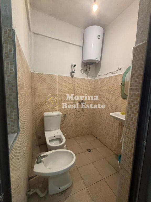 Qera, Garsoniere, Apartament, 230 euro/muaj