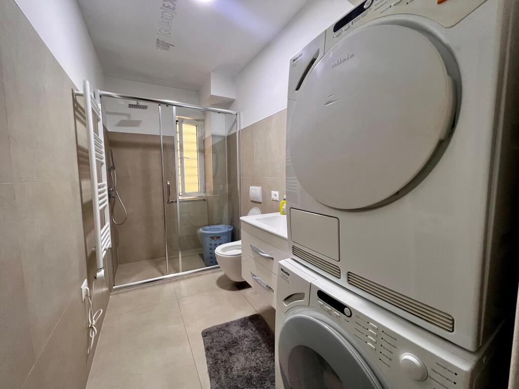 For rent, Apartment 2+1+balcony "Electric Market" Ali Demi - Tirana.