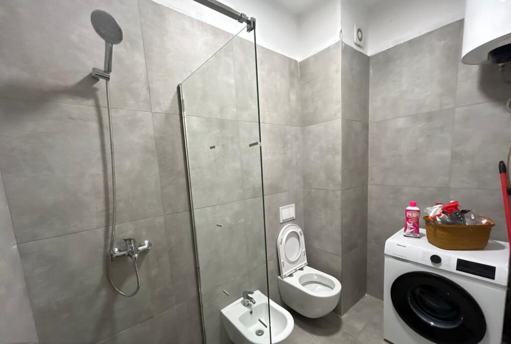 Apartment 2+1 for rent, 5 Maj Street, near emerald center. The price includes administration.