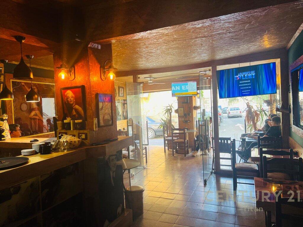 Bar in Affitto in Via Muhamed Gjollesha!
