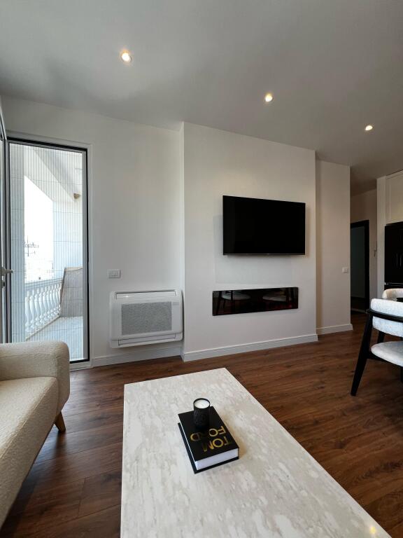 Rent, 2+1 Apartment Paskuqan, White Palace, Small disk...
