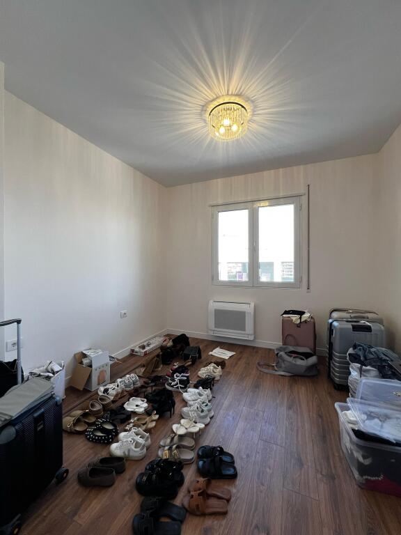 Rent, 2+1 Apartment Paskuqan, White Palace, Small disk...