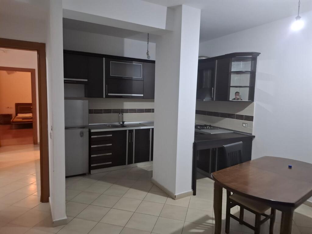 In affitto Appartamento 2+1, Comune di Parigi (Edificio Conad, Kristal Center)