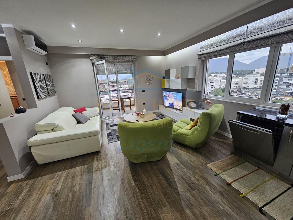 Qera, Apartament 3+1+Post Parkimi, Liqeni I Thatë, Tiranë.