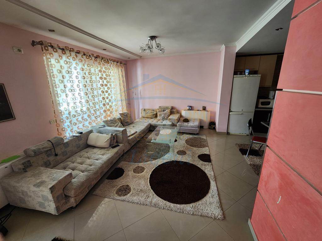 For sale, Penthouse 3+1+2, Fresku, Tirana.