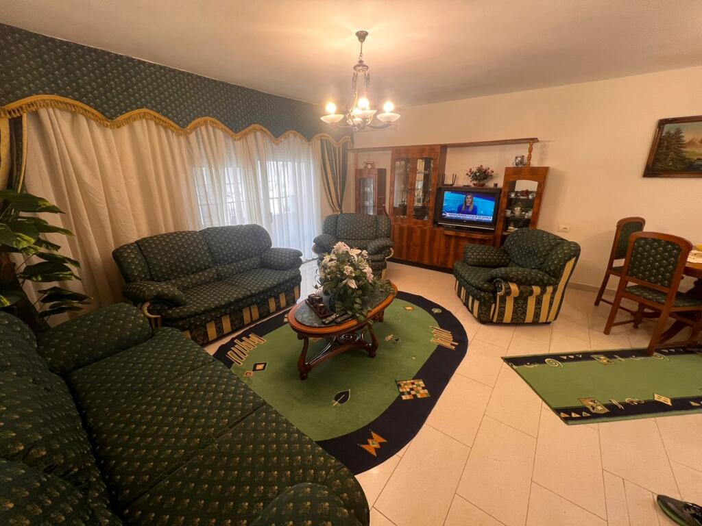 Boulevard Zogu 1 Apartment 1+1 for rent