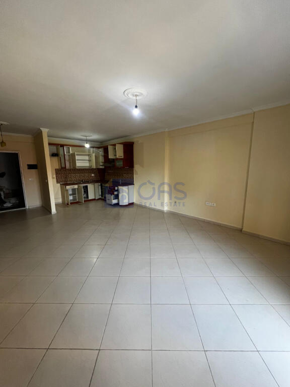 Apartament 2+1 për qira te Riza Cerova