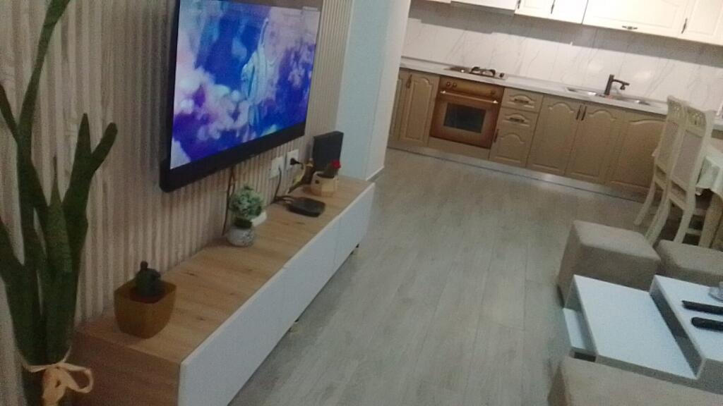 2+1 house for rent Zogu Zi
