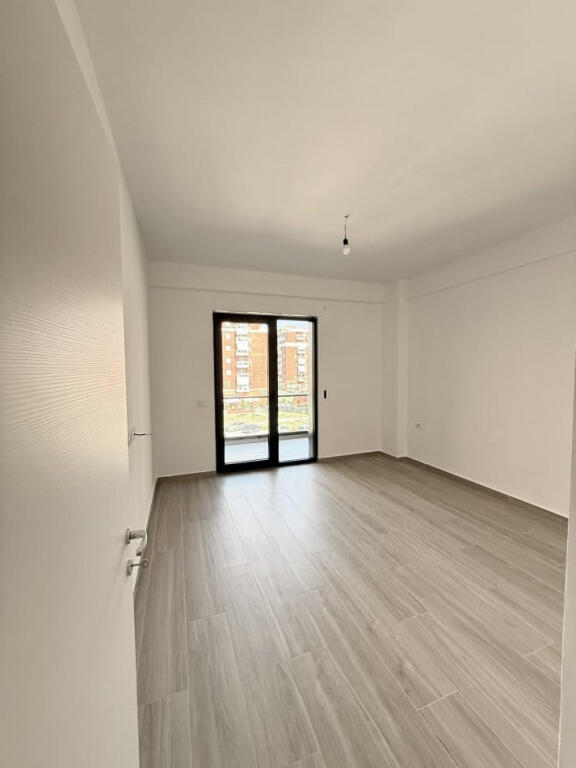 Office for Rent 2+1 at Fusha e Aviacionit (ID BZ2625) Tirana