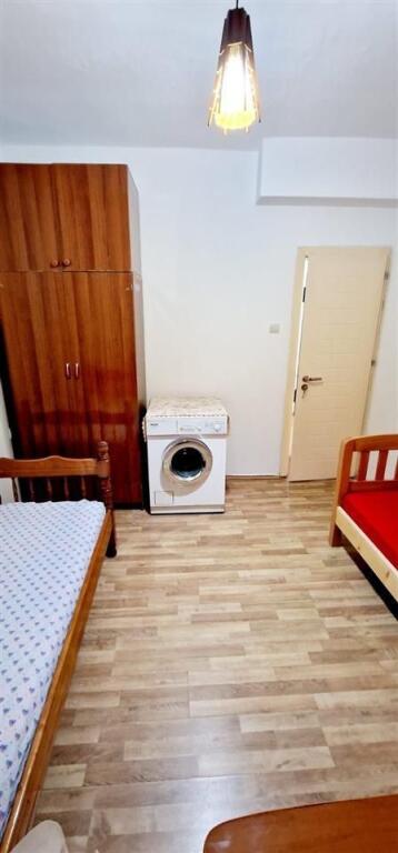 Jepet Me Qera Apartament 2+1+1 Ballkon