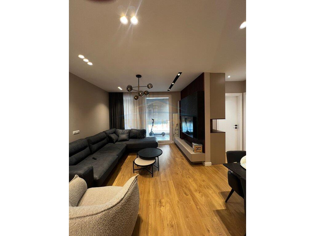 Shitet, Apartament 2+1, Fusha e Aviacionit