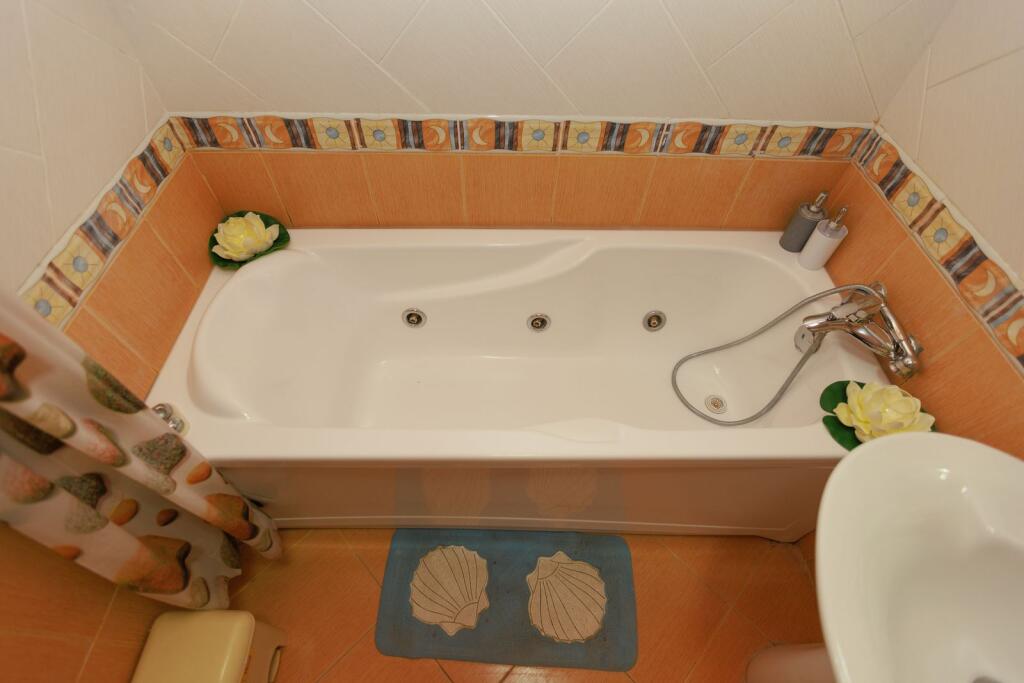 FOR SALE SUPER APARTMENT 2+1+2 WITH SEA VIEW IN GOLEMI BEACH