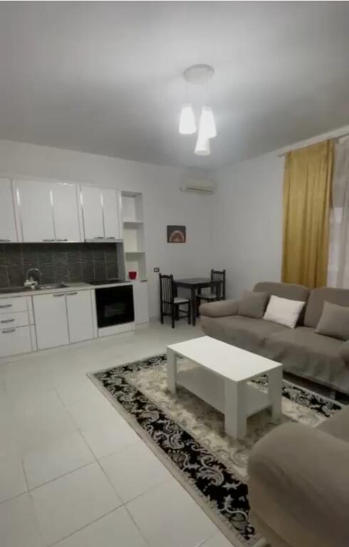 1+1 apartment for rent at the Botanical Garden