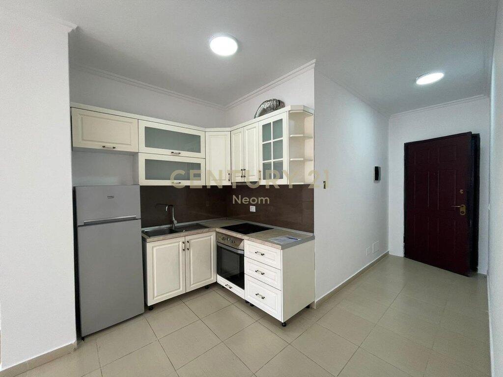 For sale Apartment 1+1 Liqeni i Thate