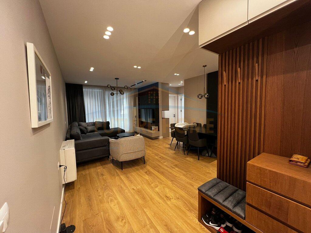 Shitet, Apartament 2+1, Fusha e Aviacionit