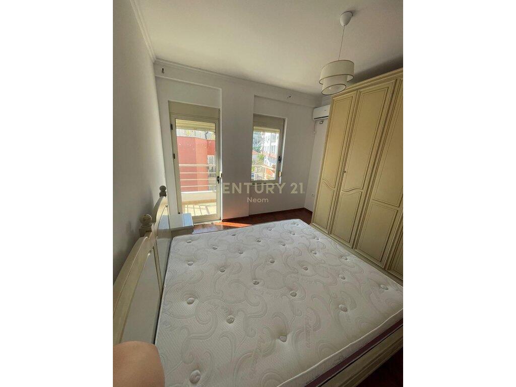 For sale Apartment 1+1 Liqeni i Thate
