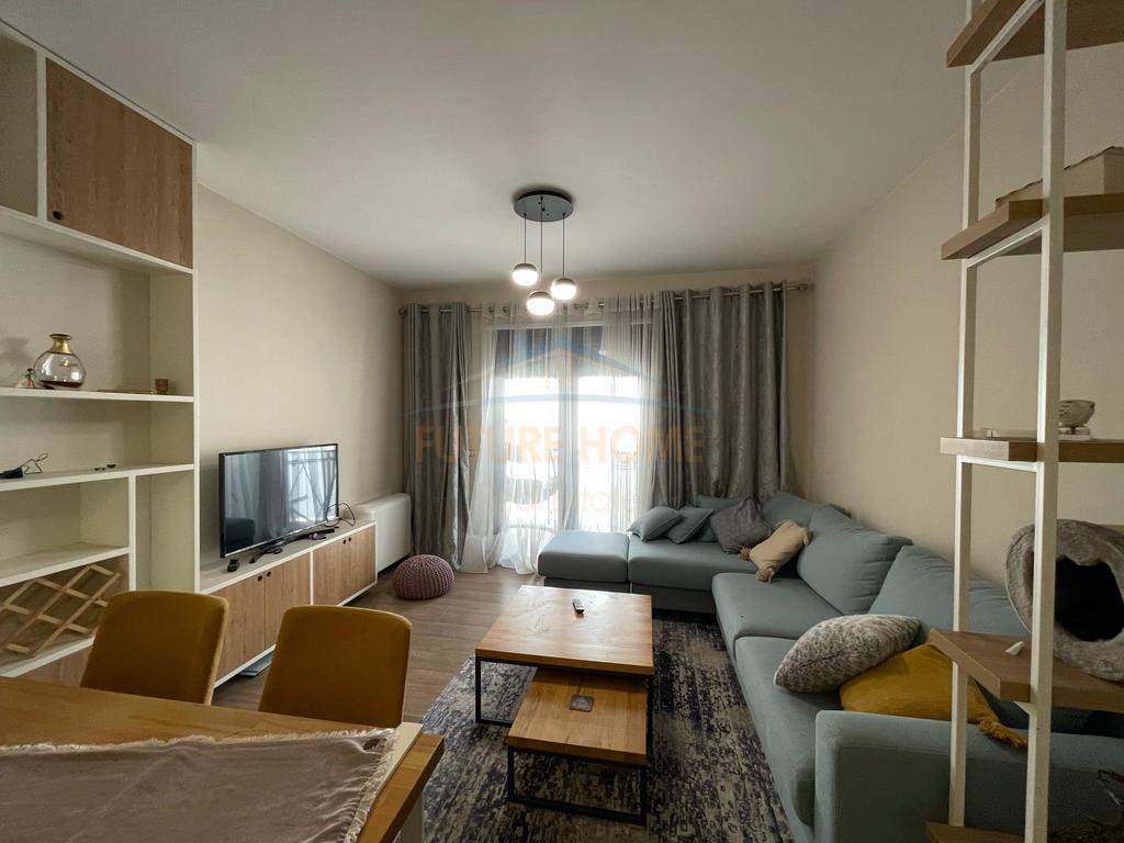 Shitet, Apartament 2+1+Post Parkimi, 21 Dhjetori