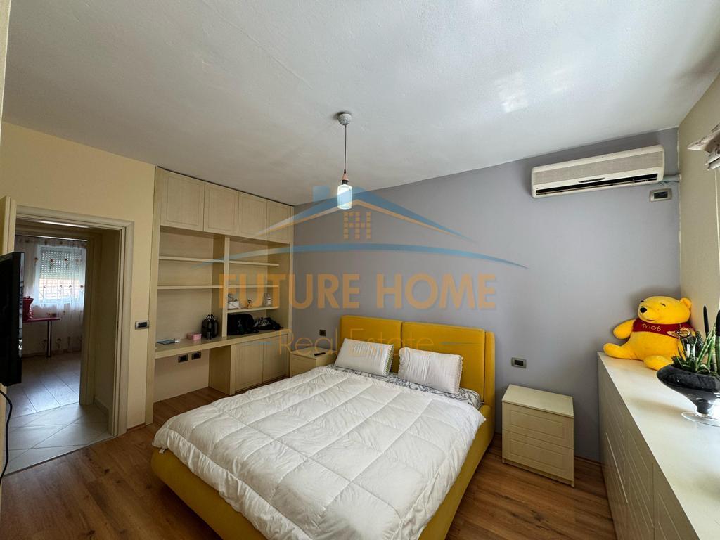 Affitto, Appartamento 2+1, Comune di Parigi, Tirana.