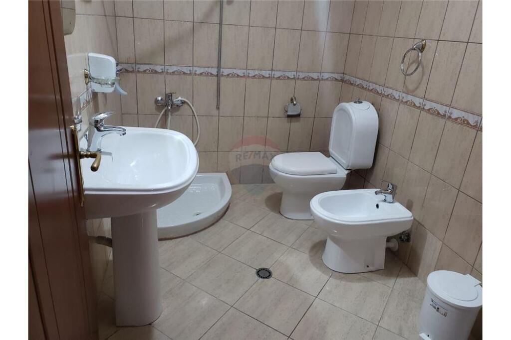 Apartment for rent at Him Kolli