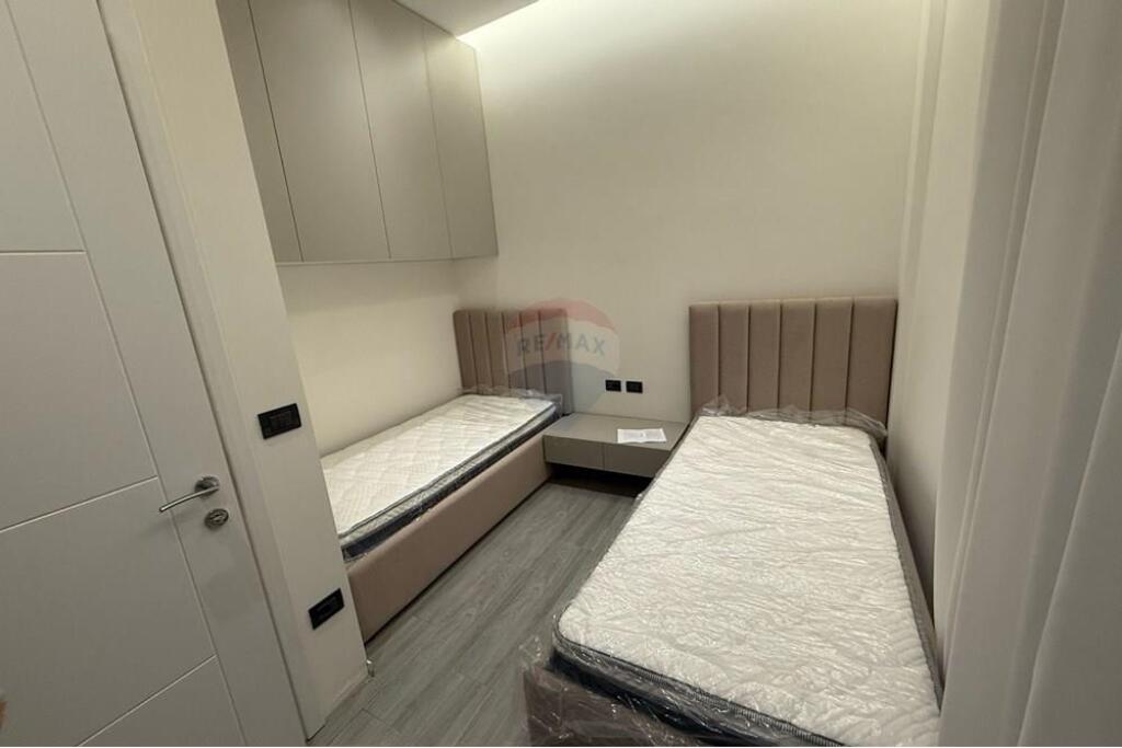 2+1 APARTMENT WITH PARKING
