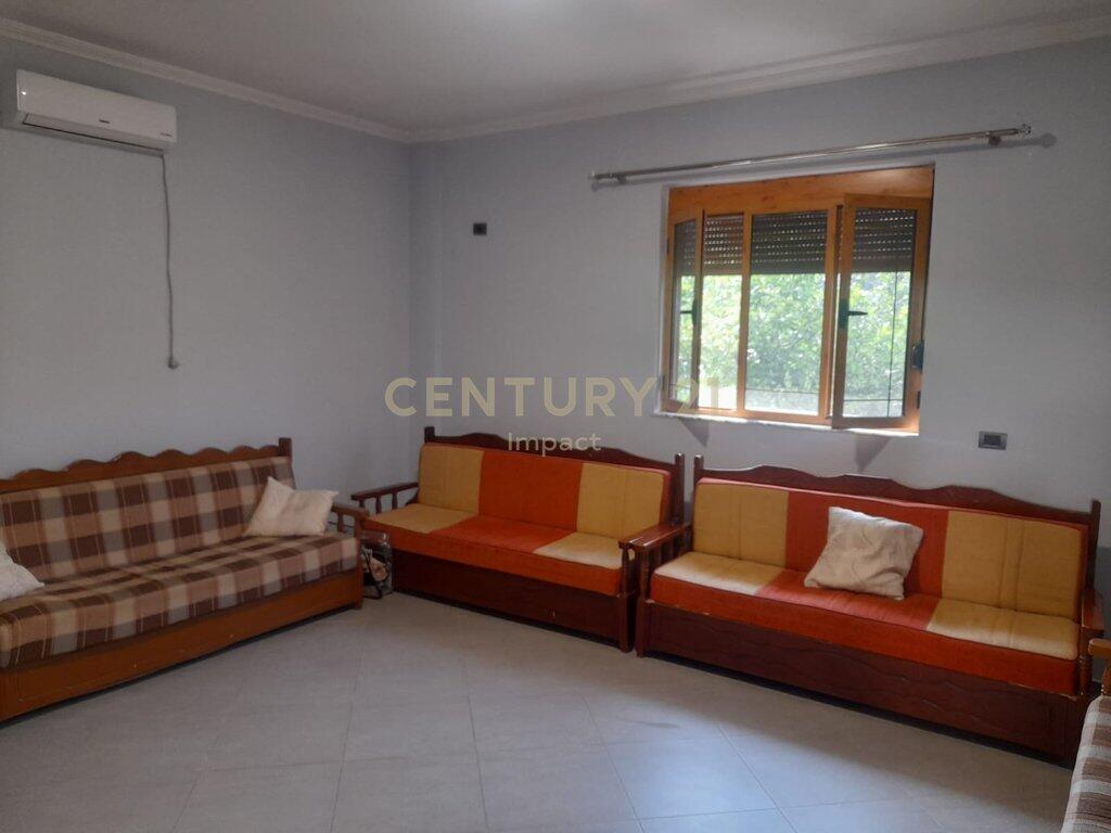 Villa 6+1 for Rent in the Outskirts of Tirana - !