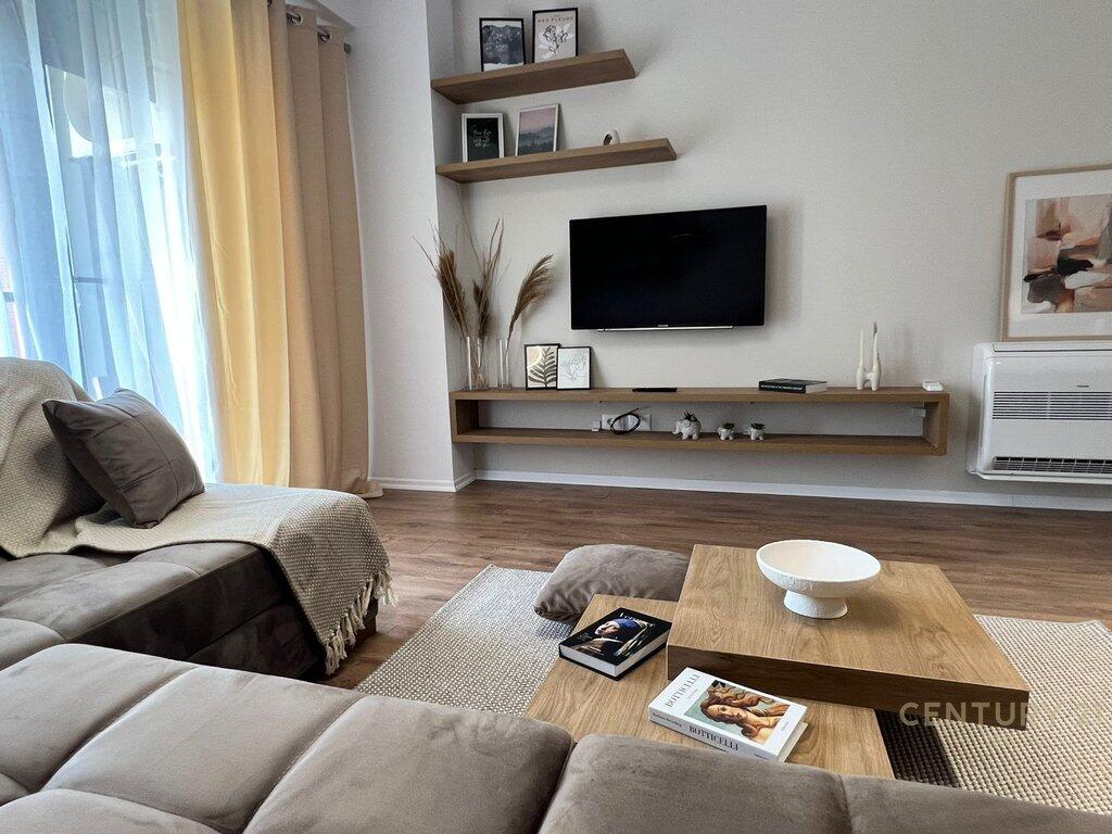 1+1 APARTMENT FOR RENT ON BULEVARDI I RI!