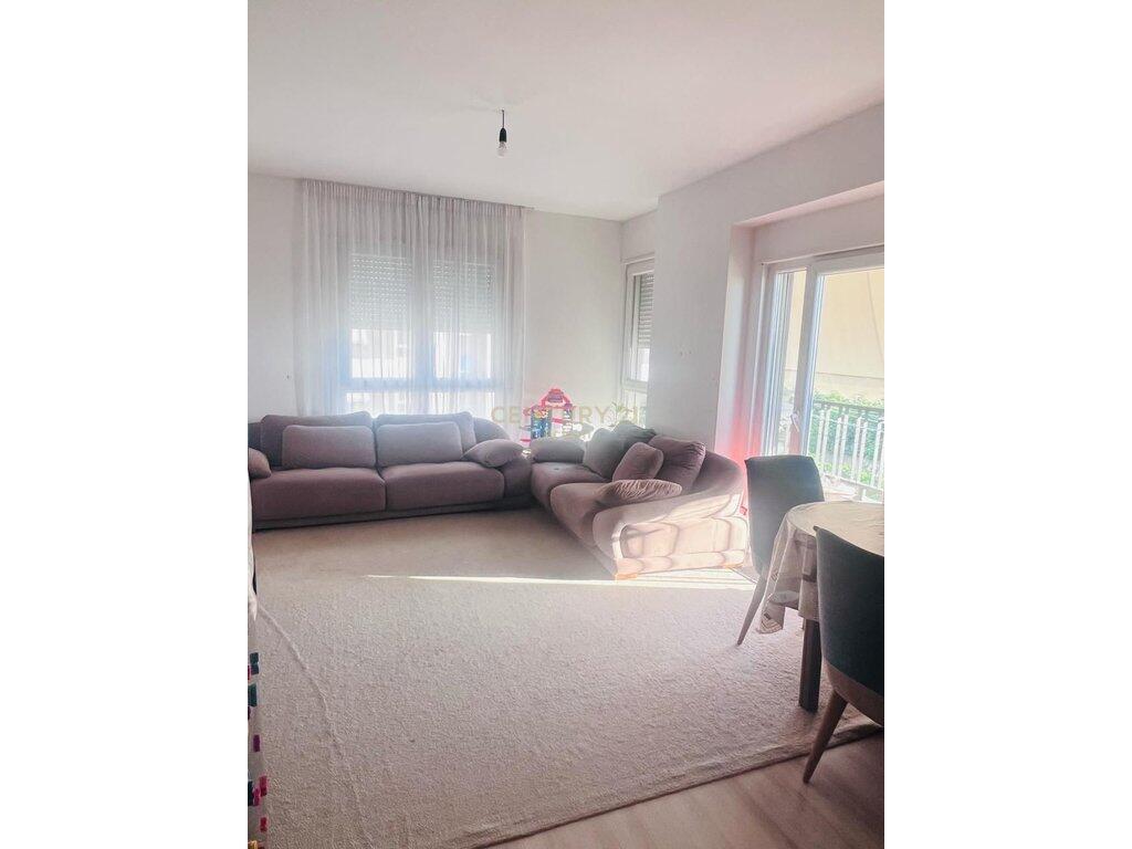 For sale Apartment 2+1 Street "5 Maji"