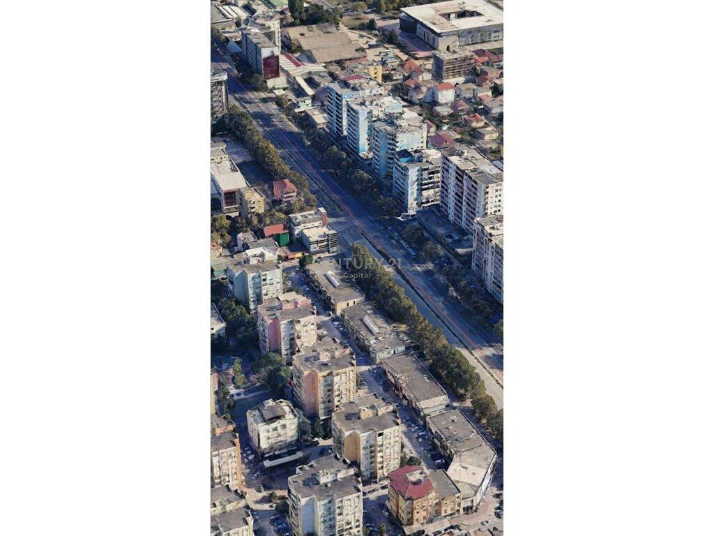 Commercial space for rent on the first line - "Dritan Hoxha" Street