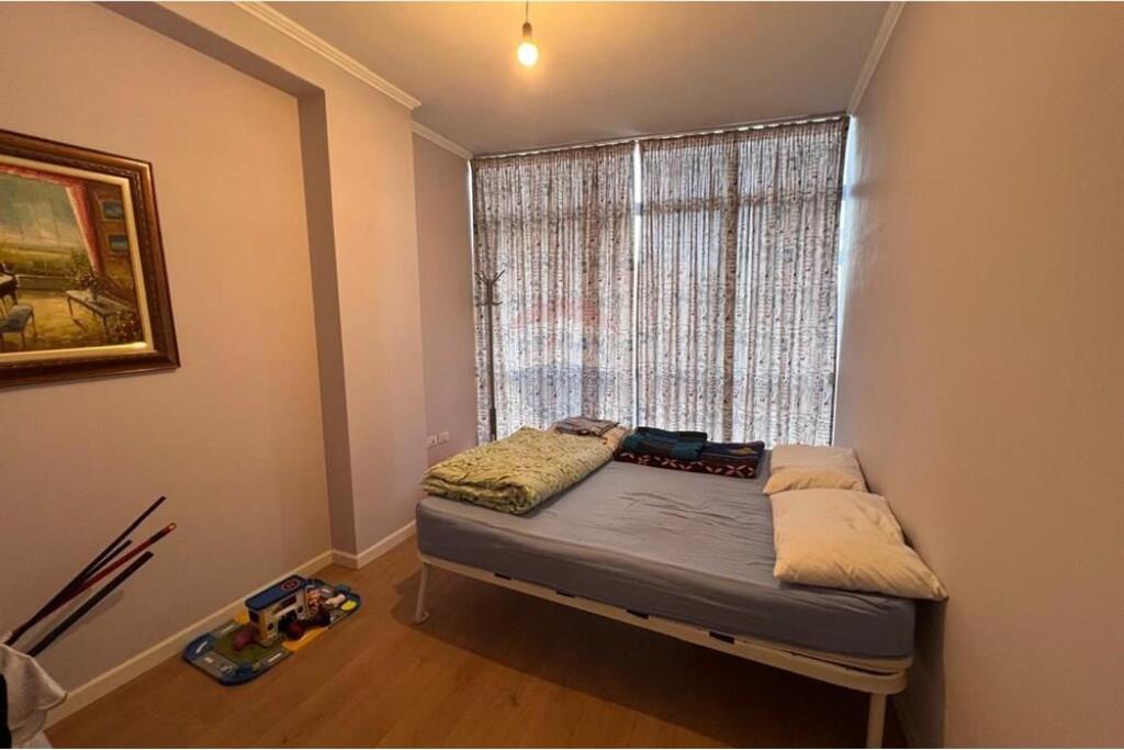 2+1 Apartment Kavaja Street, 2 PARKING SPOTS