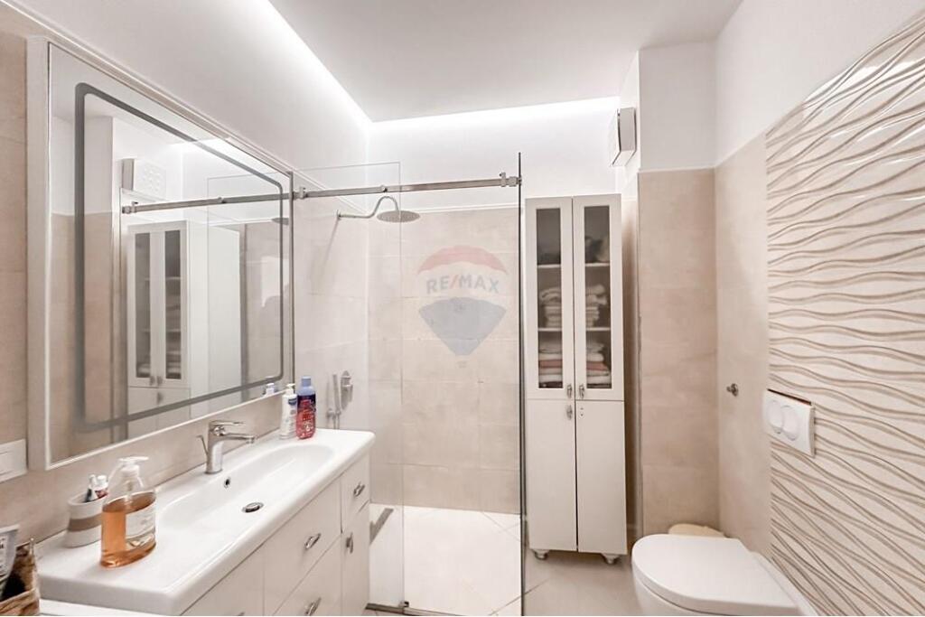 2+1 APARTMENT FOR RENT AT KIKA 2, Paris Commune, Tirana