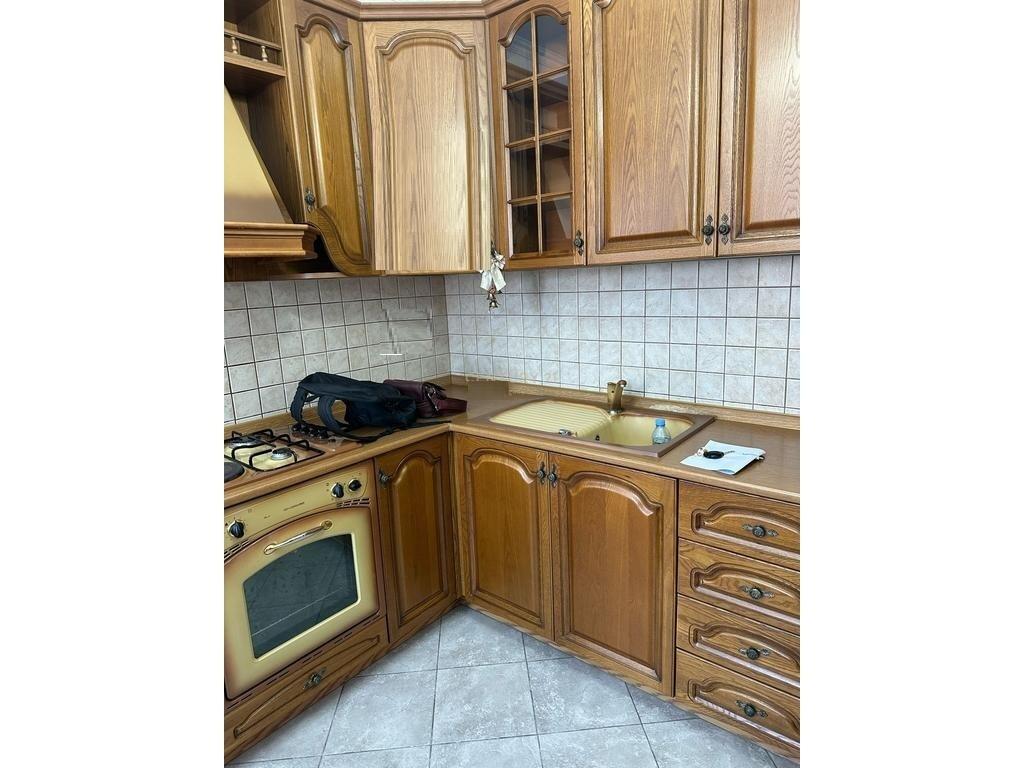 An apartment 1+1 is for rent at Higjena!