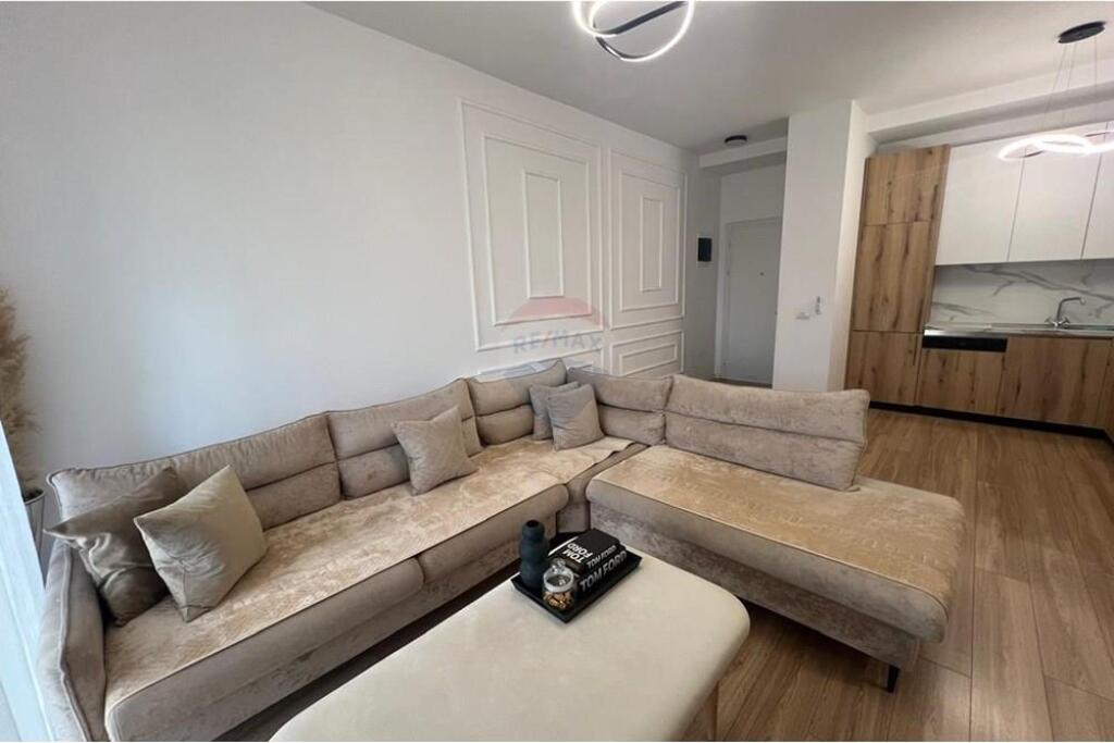 Apartament 2+1+2 me qera te Marga 1