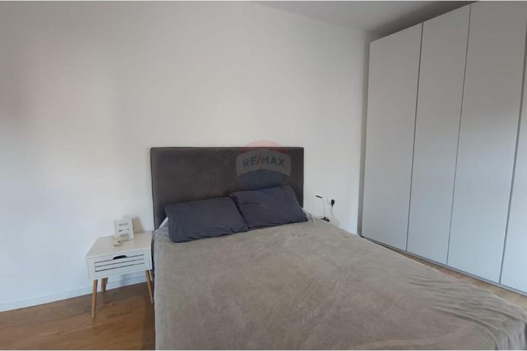 Apartament 1+1 me qera tek Shkolla e Kuqe