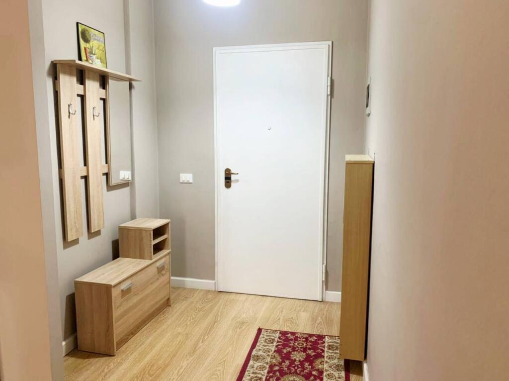 FOR RENT: Apartment 1+1+ Garage/ area: Zoo Garden