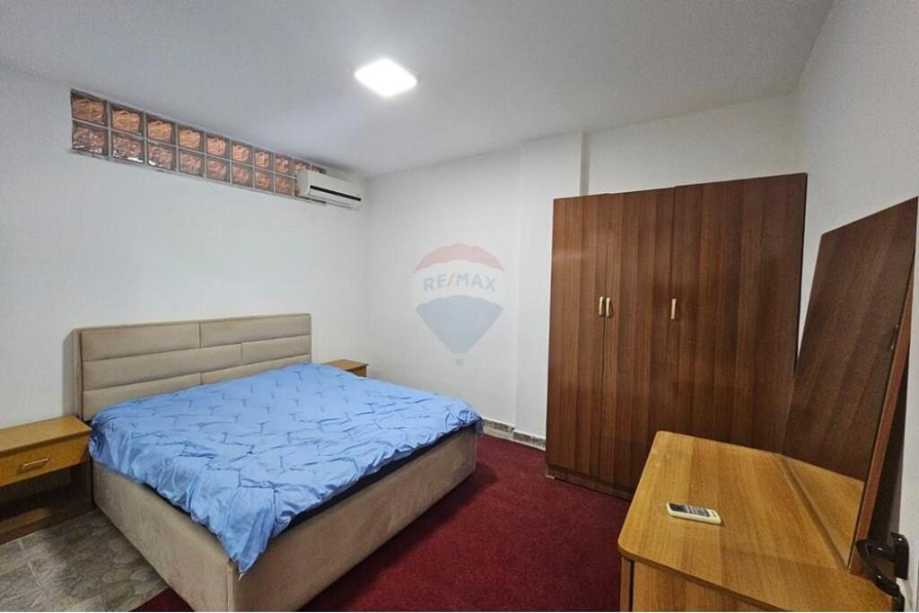 1+1 for rent at Komuna e Parisit