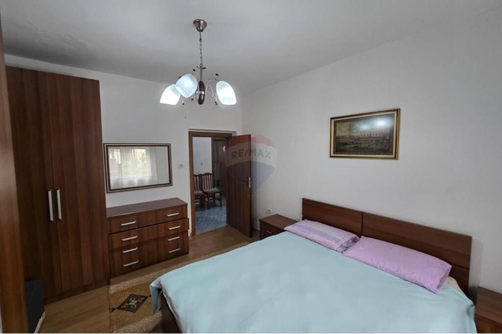2+1 apartment for rent on Kavaja Street