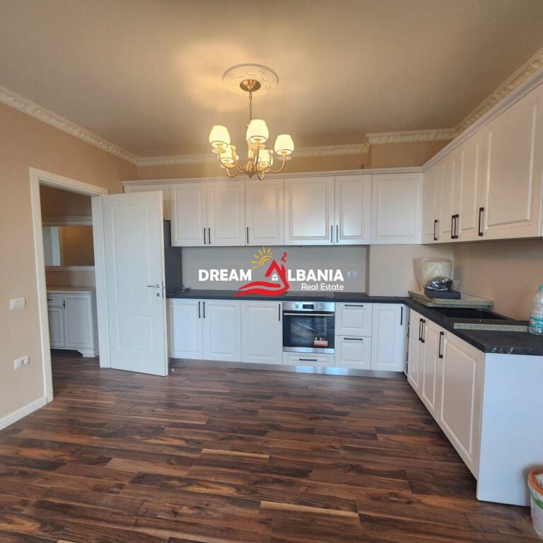 2+1+2 apartment for sale, Liqeni i Thate