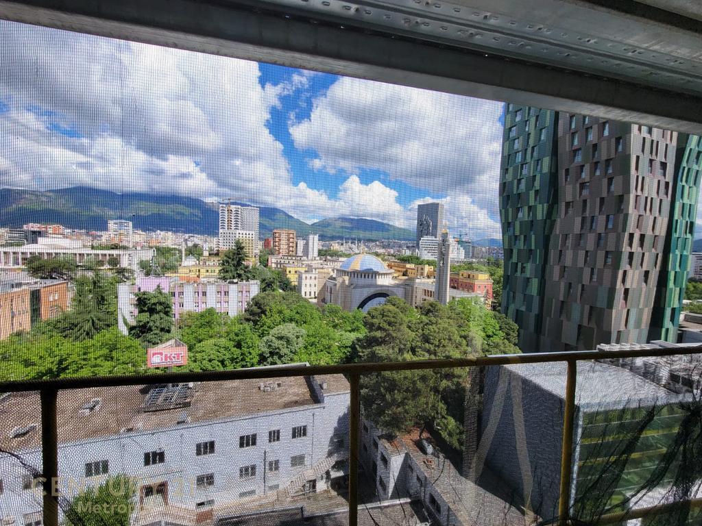 For sale 1+1 apartment luxury construction in the center of Tirana