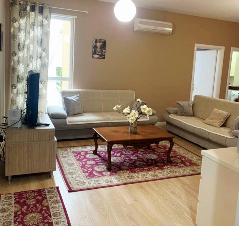 FOR RENT: Apartment 1+1+ Garage/ area: Zoo Garden