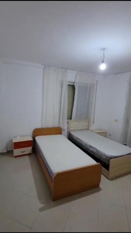 Apartament 3+1+2 për qira në Rrugën Mihal Grameno