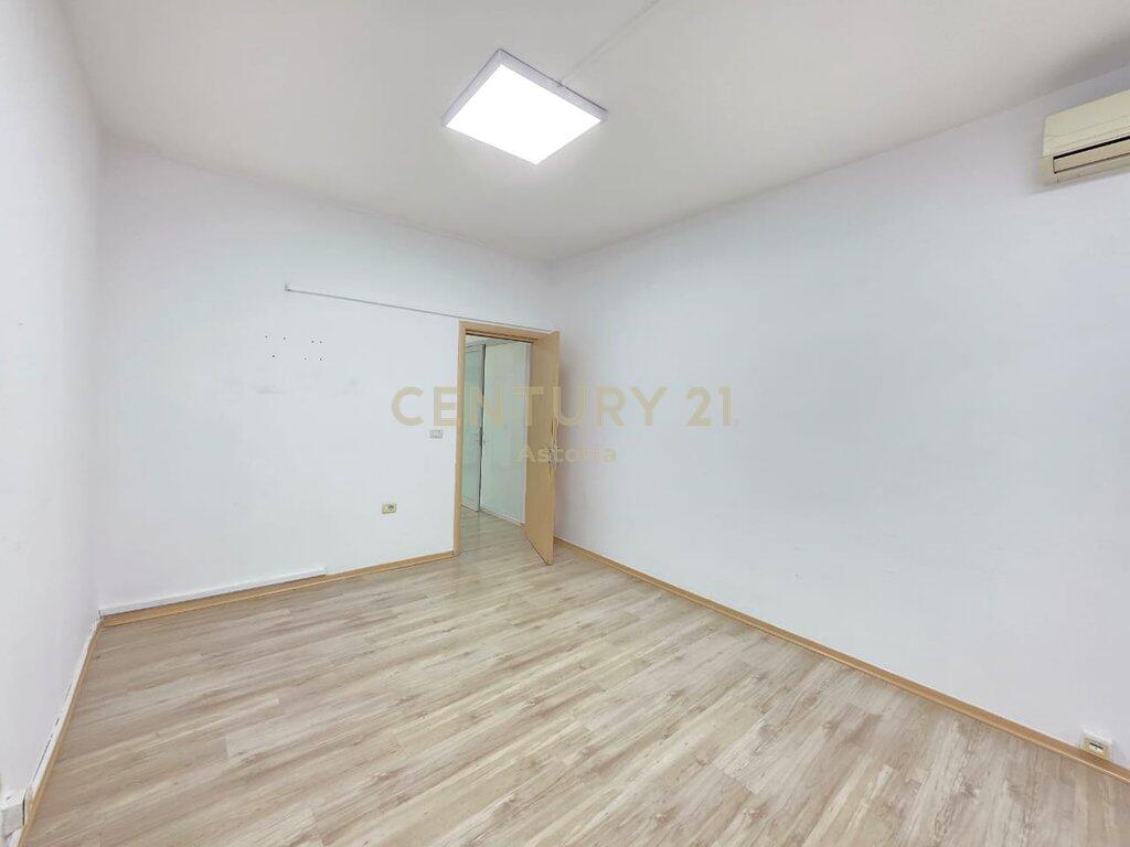 Premium office for rent in the heart of the Block 200 m² / month net
