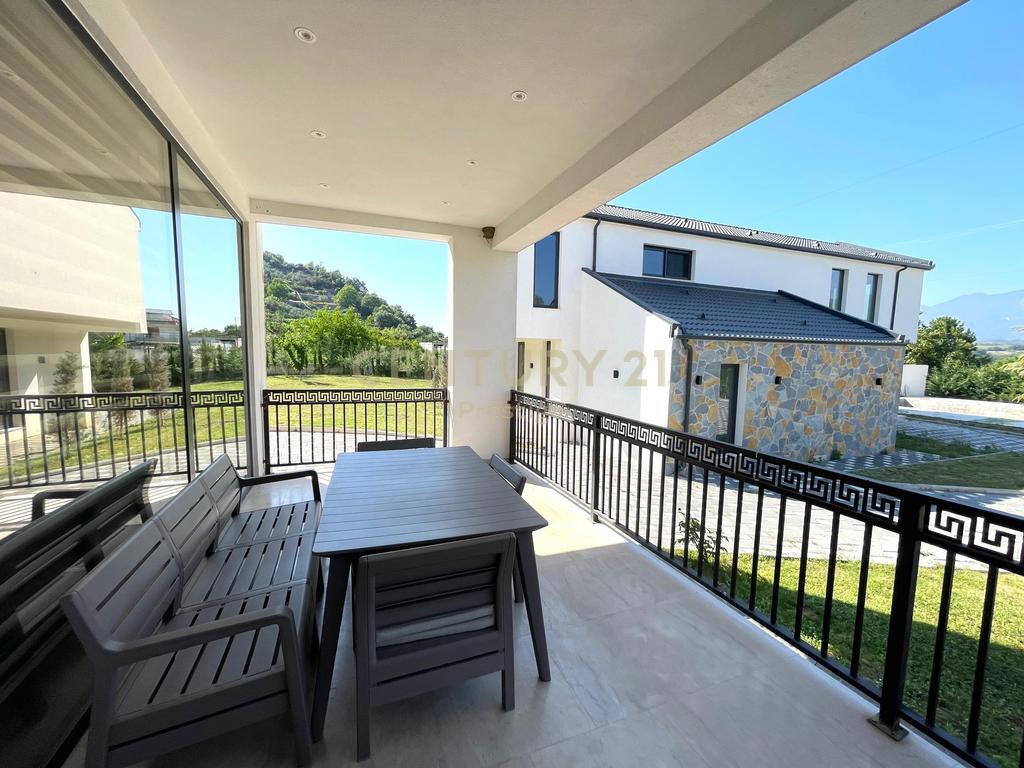 Luxury villa for rent in the area of Bërzhitë – 200 m² construction, 4000 m² land